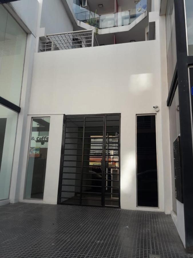 Depto Amoblado En El Centro De La Capital De Cordobaアパートメント エクステリア 写真